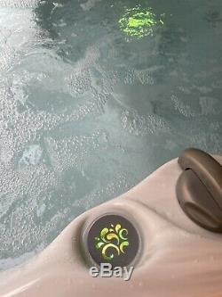 2014 Jacuzzi J480 IP Hot Tub Spa 5-6 Seats