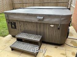 2015 Jacuzzi J480 IP Hot Tub Spa 5-6 Seats. Free Uk Crane Delivery. NO OFFERS
