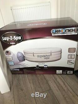 BRAND NEW Lay-Z-Spa Vegas Inflatable 4-6 person Hot Tub Lazy Jacuzzi