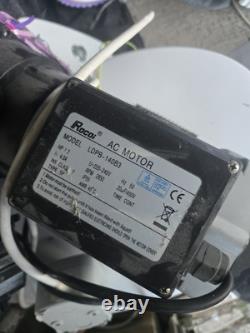 Bath jacuzzi pump