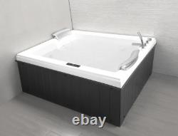 Giordano Byer 29 Jet Bathtub Hot Tub with Ozonator and Built-In Speaker