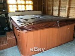 Hot Tub Jacuzzi, Elite Spa EL8000, 8 Person, folding cover, Brown, Good condition