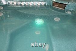 Hot tub jacuzzi spa Hotsprings Sovereign. Just serviced. New filters. Lifter