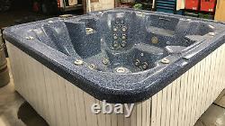 Hot tub jacuzzi spa i can deliver