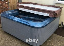 Hot tub spa! Free delivery! Jacuzzi