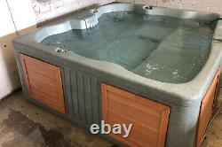 Hot tub spa jacuzzi we can deliver