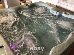 Hot tub spa jacuzzi we can deliver