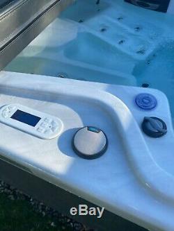 I-Sense Grande 8-10 Person Hot Tub Jacuzzi 3.8 x 2.25m Luxury Spa