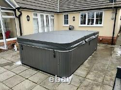 I-Sense Grande 9-10 Person Hot Tub Jacuzzi 3.8 x 2.25m Luxury Spa Nearly New