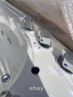 Import for Me Vasca Corner Bathub Whirlpool with Jets 165cm x 83cm White