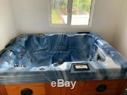 Jacuzzi, 3-4 seater Hot Tub Brand Name JNJSPAS Model Number SPA-412