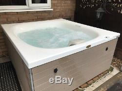 Jacuzzi Hot Tub City Spa J200 Italian Range