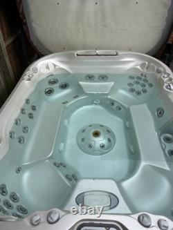 Jacuzzi Hot Tub J495, 10 person Spa, Cover, Cover lifter, steps & misc chemicals