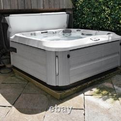 Jacuzzi J-345 Hot Tub 2025 6-7 Seat Spa, Bluetooth, LEDs, Collection Stroud