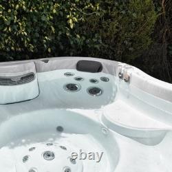 Jacuzzi J-345 Hot Tub 2025 6-7 Seat Spa, Bluetooth, LEDs, Collection Stroud