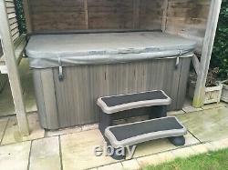 Jacuzzi J235 Hot Tub/Spa