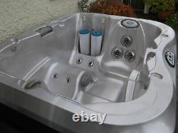 Jacuzzi J315 Spa Hot Tub 2 Seats + Lounger Good Working Condition 2015