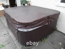 Jacuzzi J315 Spa Hot Tub 2 Seats + Lounger Good Working Condition 2015