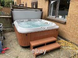 Jacuzzi J335 hot tub spa