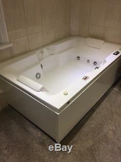 Jacuzzi Spa Bath
