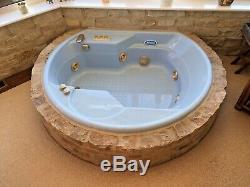 Jacuzzi Whirlpool Spa Bath Hot Tub Alternative