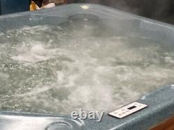 Jacuzzi spa hot tub spaform. Can DELIVER