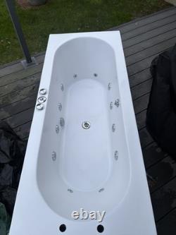 Laguna Whirlpool Spa 12 Jet Round Double Ended Bath (Barely Used)