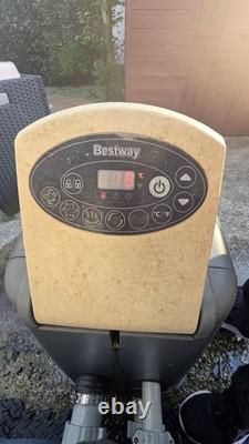 Lay-Z-Spa Hawaii HydroJet Pro Hot Tub Spa Jacuzzi Fully Working 4-6 Person