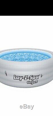Lay Z Spa Vegas 4-6 Person Hot Tub Jacuzzi Inflatable Lazy Spa BRAND NEW