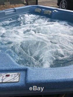 Luxury Jacuzzi Hot Tub Spa