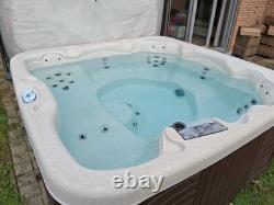 Master Spa GL6 Hot Tub Jacuzzi