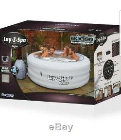 NEW Lay-z-spa Vegas Hot tub. 4-6 person. Jacuzzi tub. Inflatable Hot Tub