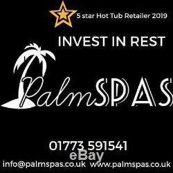 New Palm Spas Maya+ Jacuzzi Hot Tub Spa 5 Seats Balboa Music Bluetooth 32amp