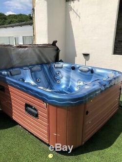 Spa Form Amalfi Hot Tub / Jacuzzi