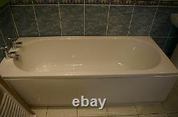 Whirlpool Bath With 6 8 Chrome Jets on 1700 x 700 White bath jacuzzi/spa